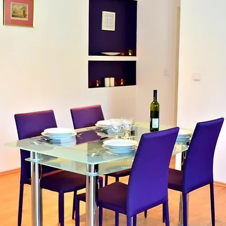 Apartment M&b Podstrana