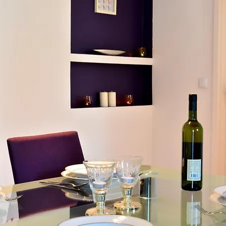 Apartment M&b *