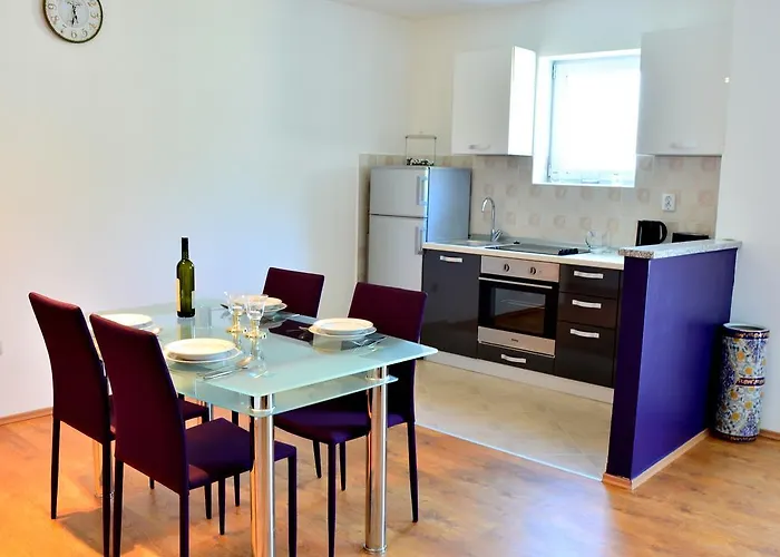 アパート M&b ポドストラナ